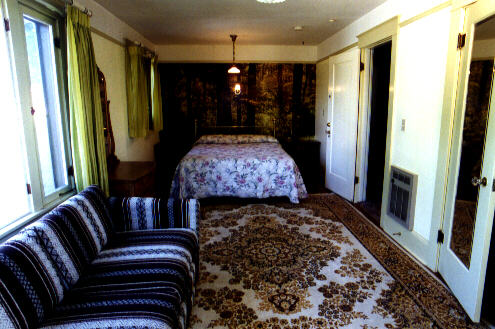 Room 5 Picture